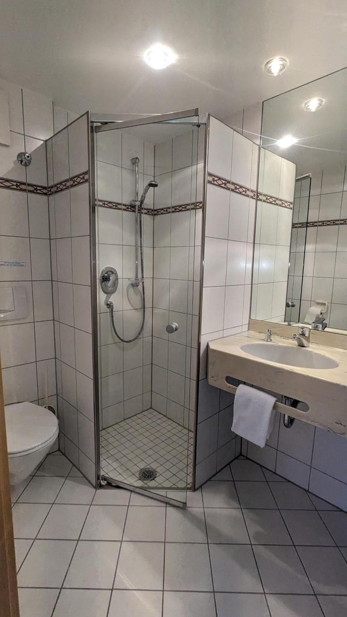 Hotel Gasthof Lang Balingen Exteriör bild