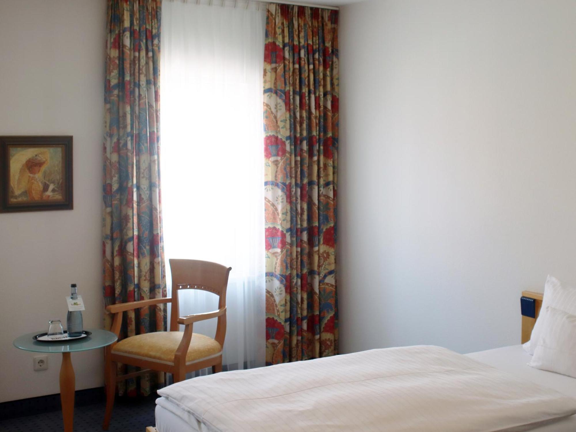 Hotel Gasthof Lang Balingen Exteriör bild